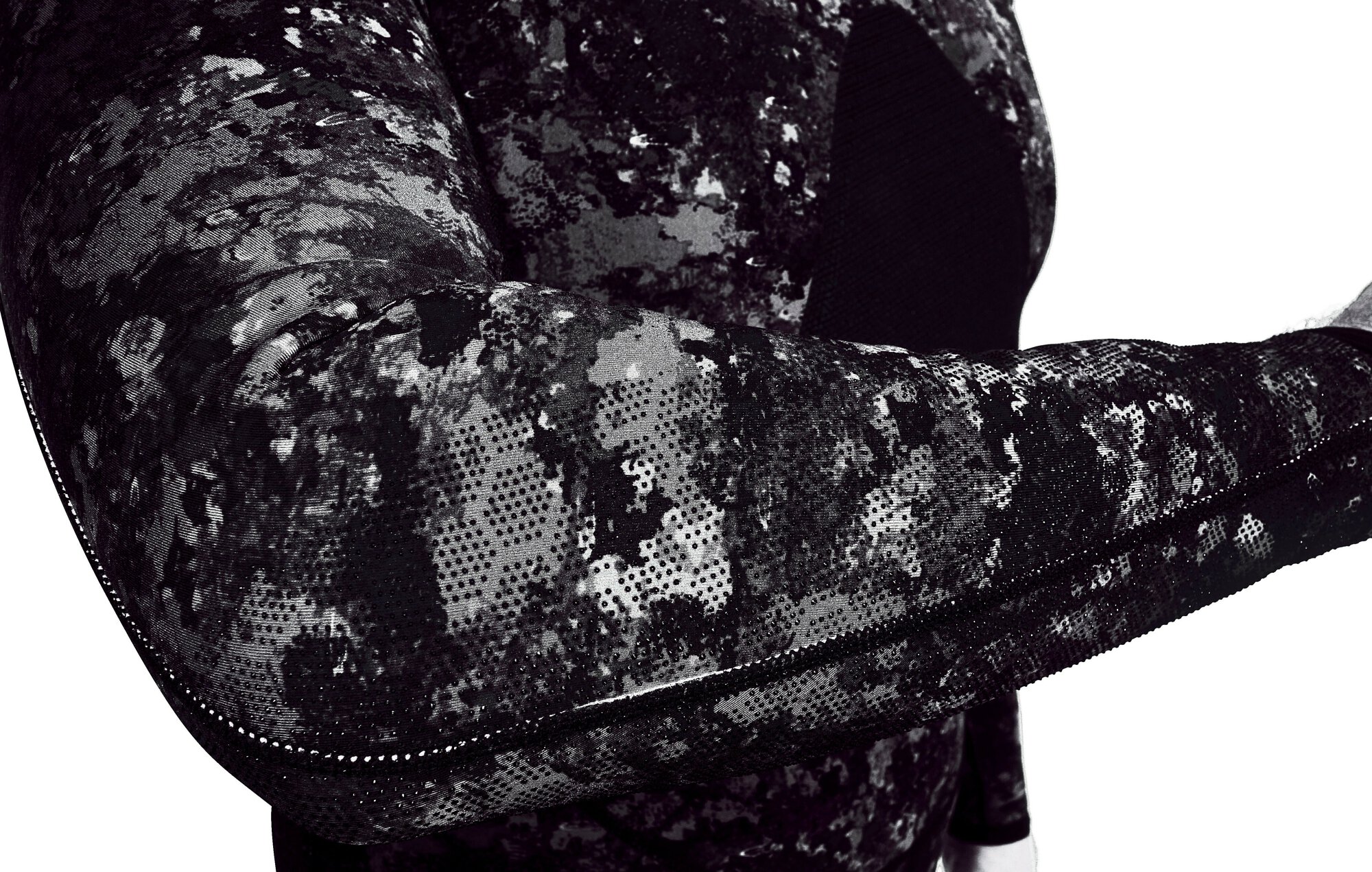 法國 EPSEALON 經典黑魂迷彩套裝 3mm/5mm 第 9 張｜海豹潛水 SealDIVE